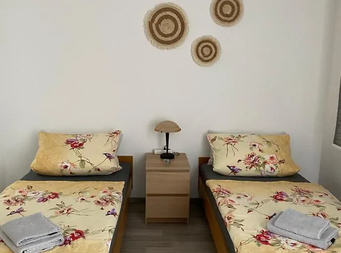 Huels Central Apartment